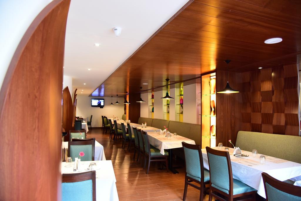 The Royal Comfort Bangalore Esterno foto
