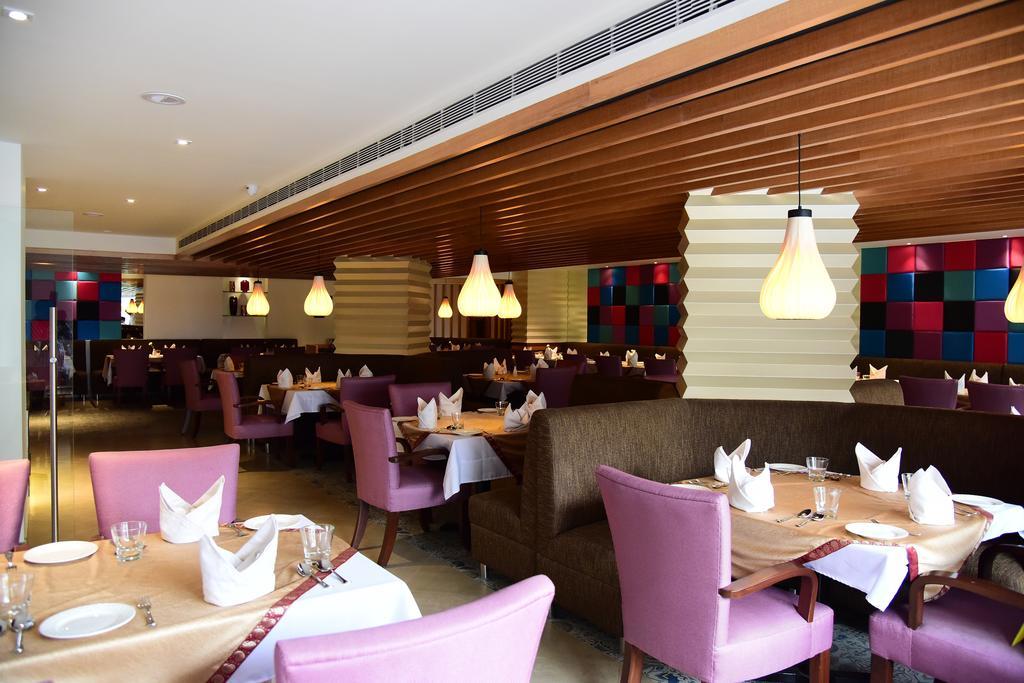 The Royal Comfort Bangalore Esterno foto