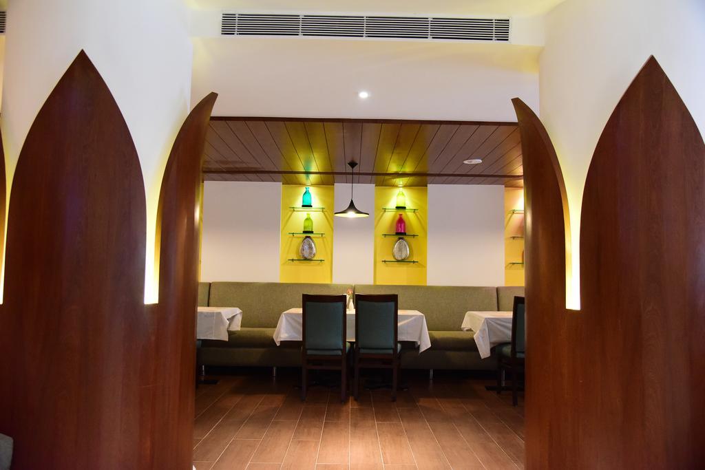 The Royal Comfort Bangalore Esterno foto
