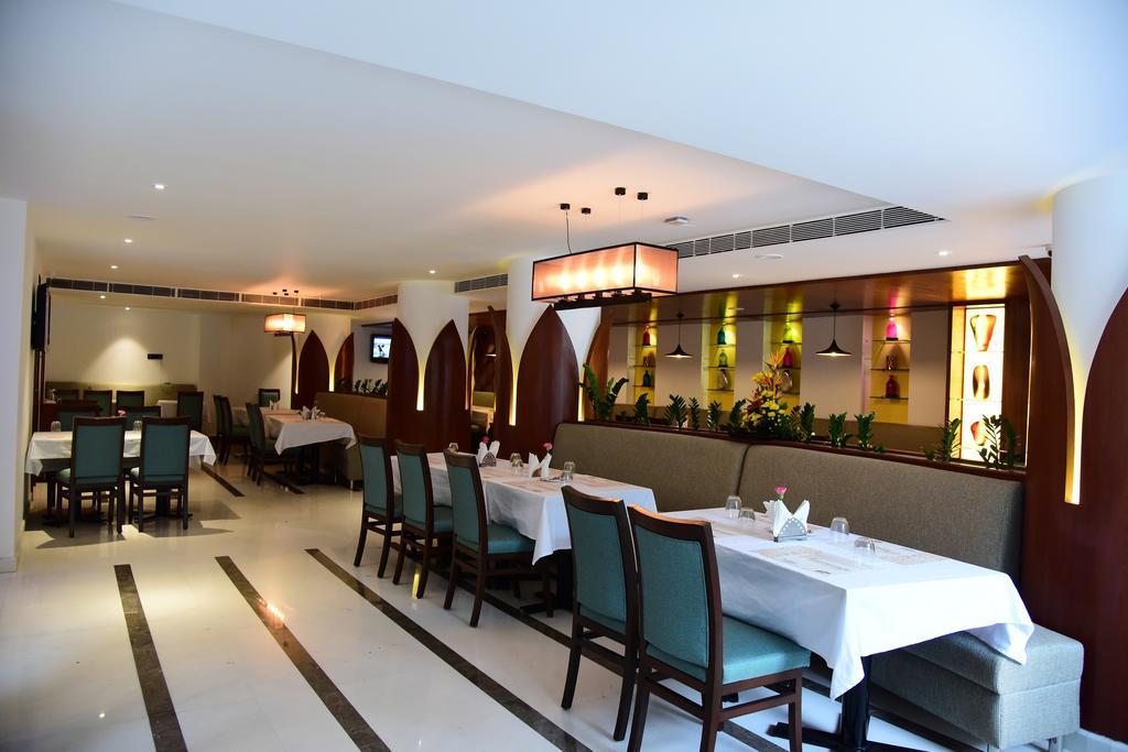 The Royal Comfort Bangalore Esterno foto